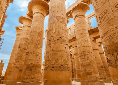 Eventyr i Hurghada: Fra Private Byrundture til VIP Endagsture til Kairo og Luxor