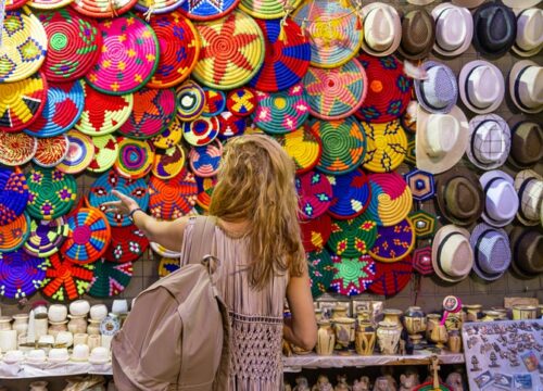Guide til Shopping i Egypten – Basarer, Souvenirs, Hvad Man Bør Købe og Hvordan Man Prutter om Prisen